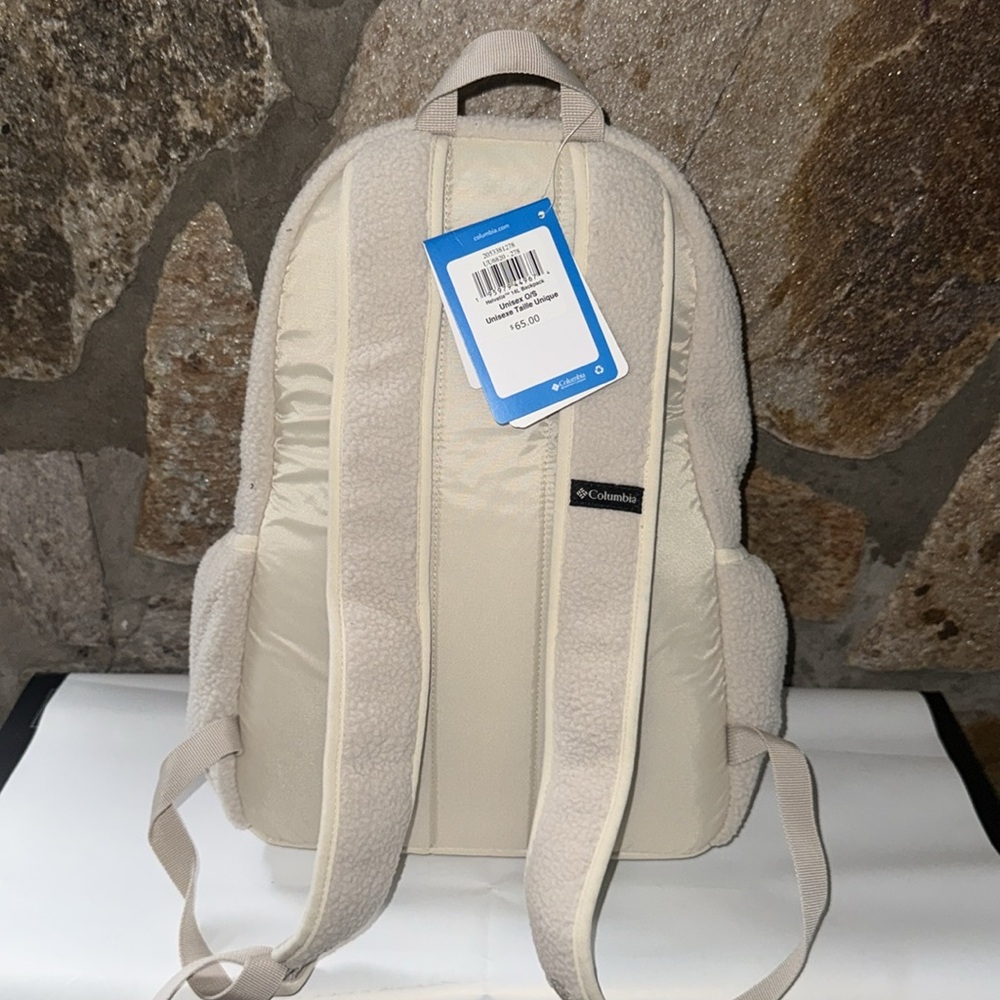 Columbia Fleece Cream and Black Backpack - Picture 3 of 15